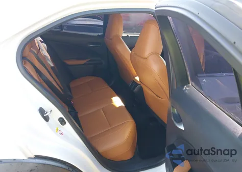 2019 Lexus Ux 200 z USA, uszkodzony, nr VIN JTHY3JBH3K2012961